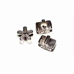 10 st mellandelar - blommor - ca 10 mm