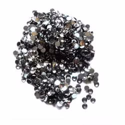 Rhinstenar - ca 500 st - runda - ca 4 mm