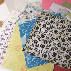 Scrapbookingspapper - ca 20 - 30 cm - ca 25 st - blommor/blad