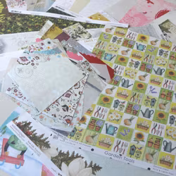 Scrapbookingspapper - ca 20 - 30 cm - ca 50 st - blommor / jul / vintage