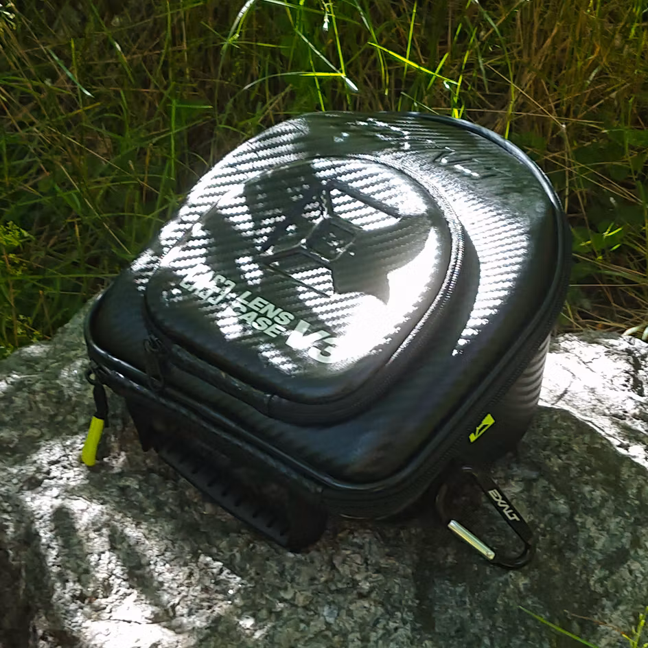 Exalt Carbon Case V3 Universal Lens Case