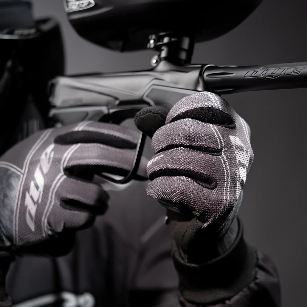 DYE Glove FLX Forged Black/Grey