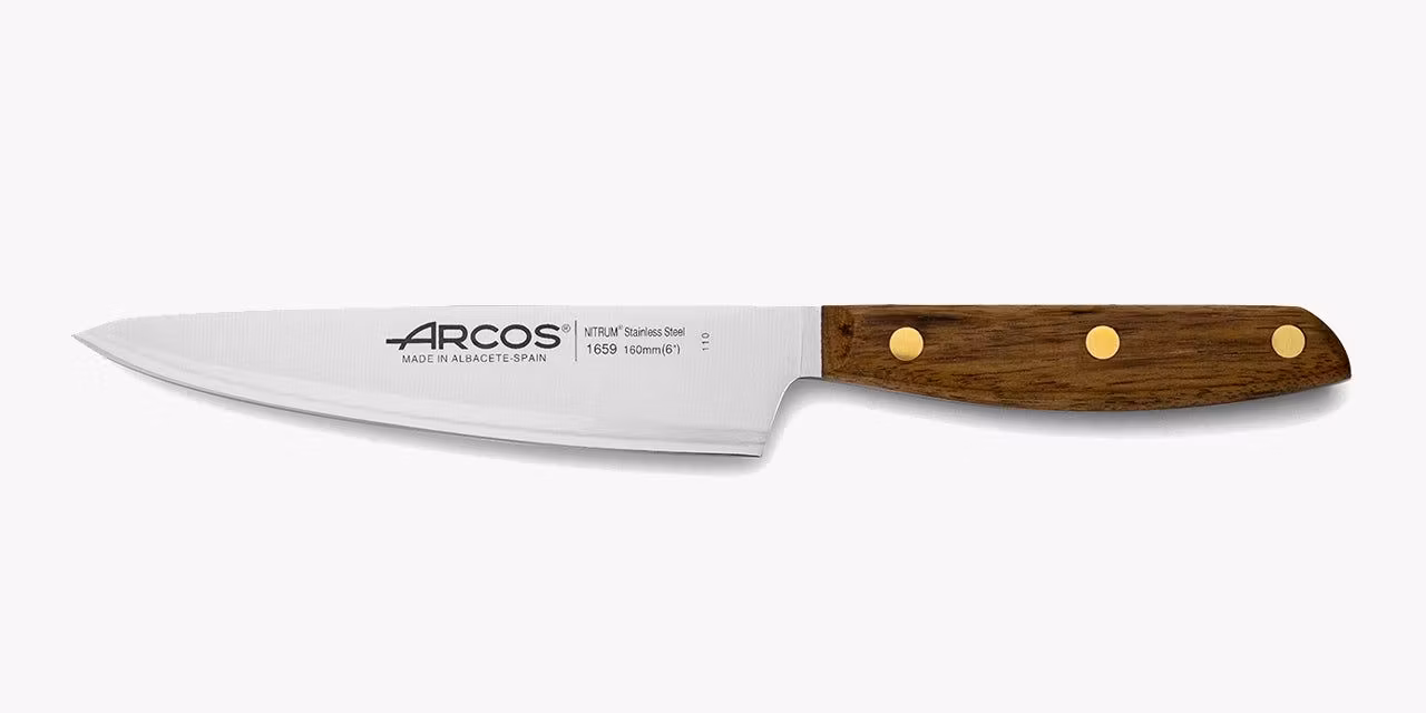 Arcos Nordika Kockkniv 16 cm i NITRUM®-stål med handtag i Ovengkolträ