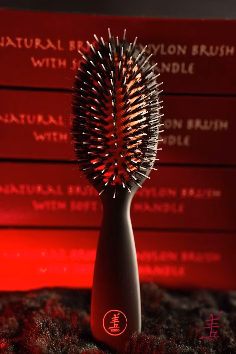 Yento MP Brush Nylon-Bristle Brush