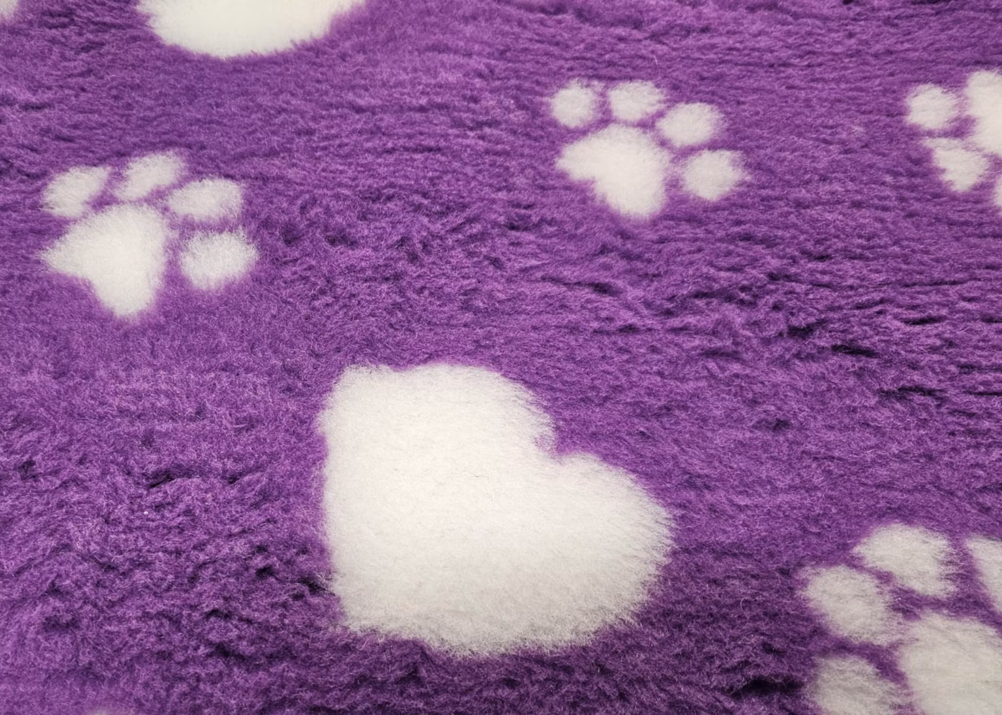 Vetbed 75x100cm Purple with White Hearts, Bones & Paws, Petlife Original