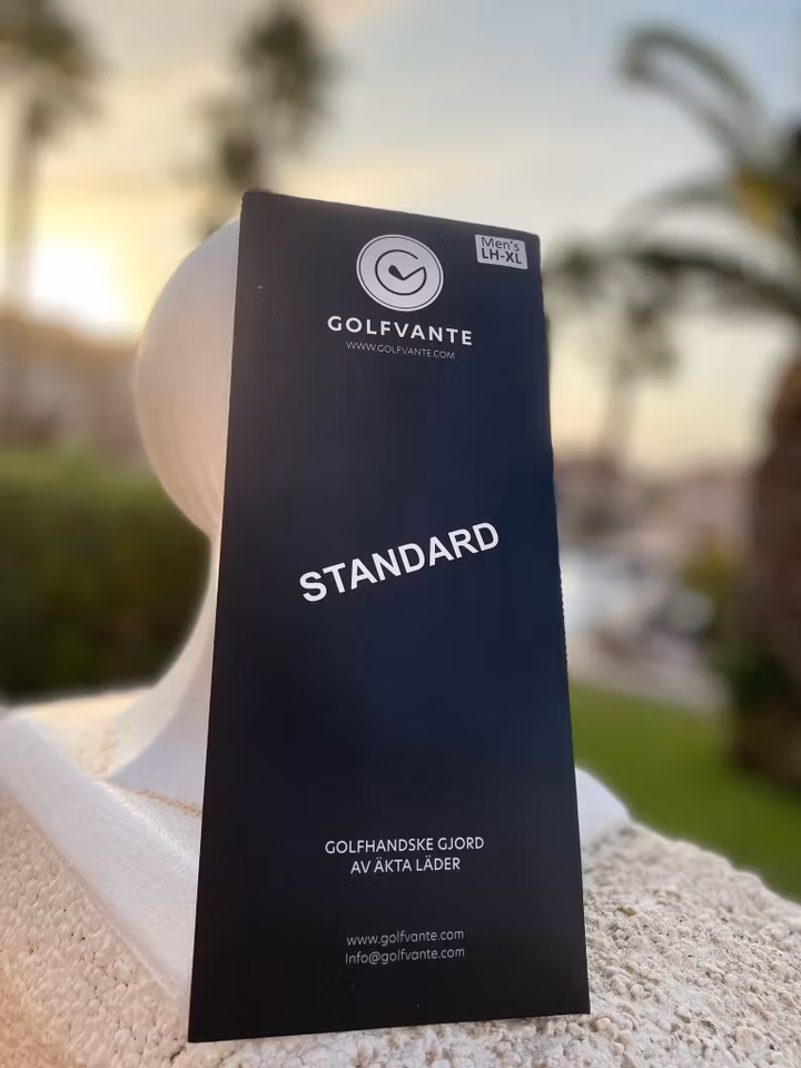 STANDARD Golfhandske – Vit Klassisk Design