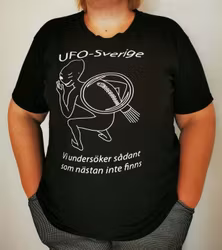T-shirt Alien