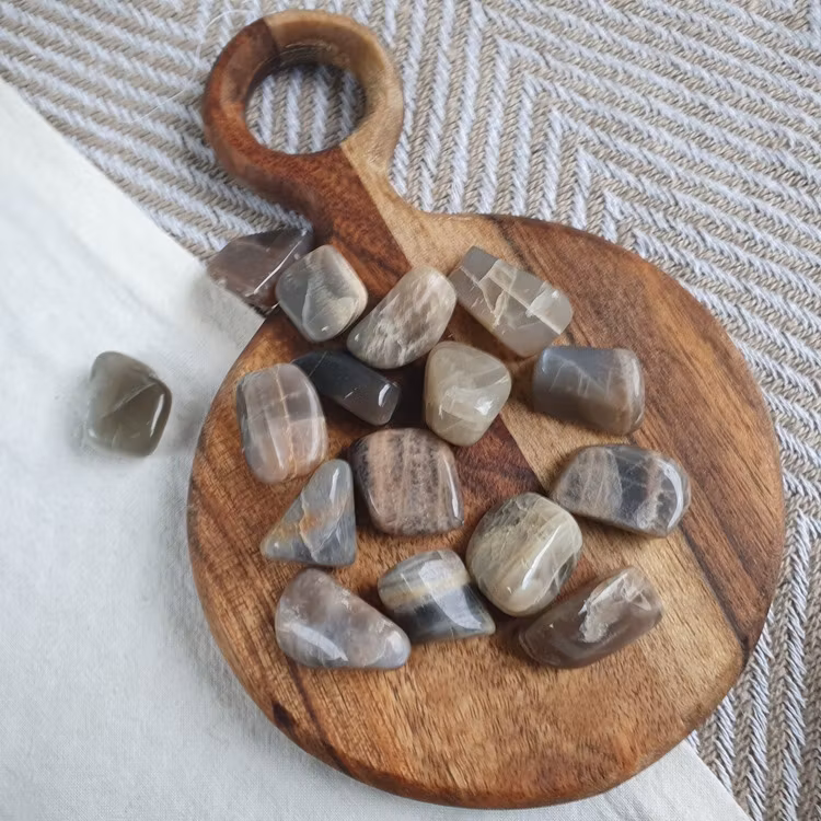 Trumlad Svart Månsten 5-9 g XS
