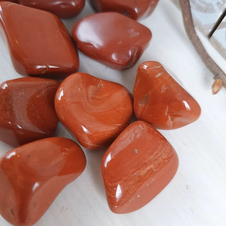Trumlad Röd Jaspis B 10-15 g S