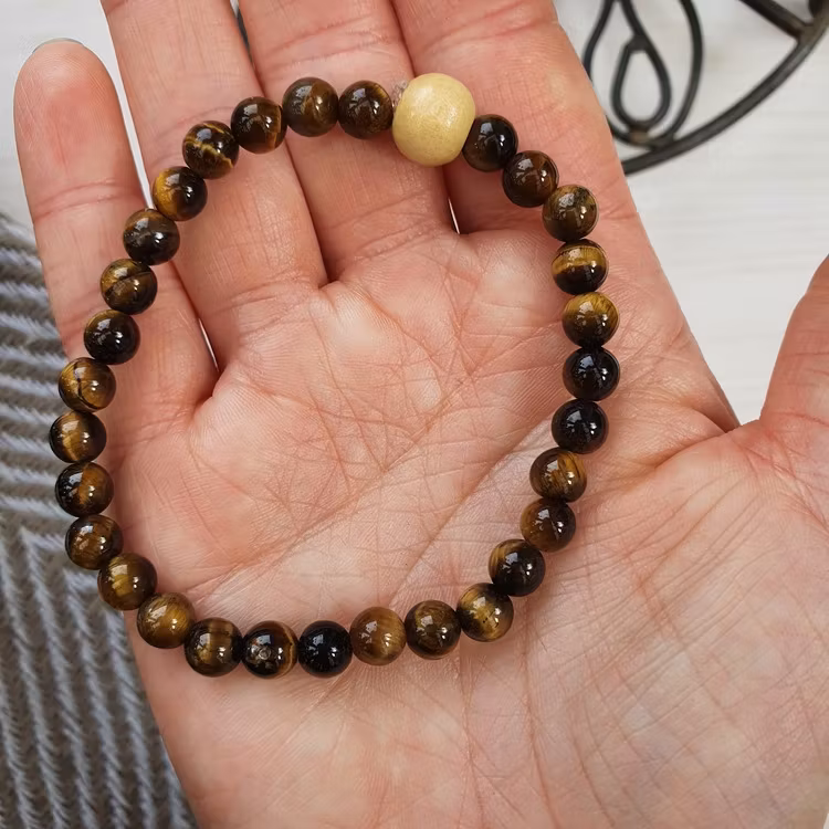 Armband med Tigeröga med träpärla 19 cm