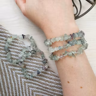 Armband med Regnbågsfluorit 16,5 cm