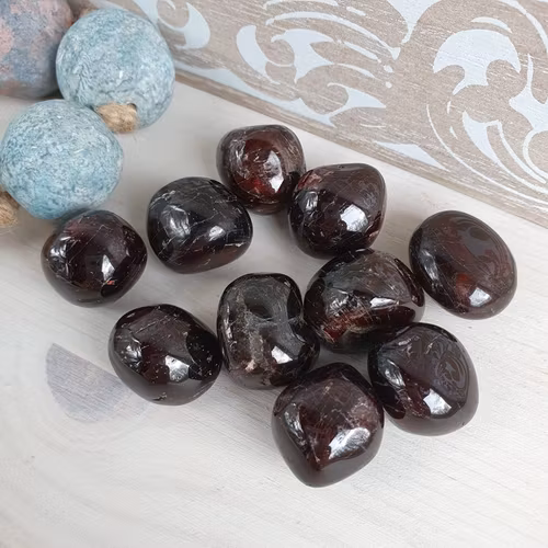 Trumlad Almandine Granat A, 10-15 g S