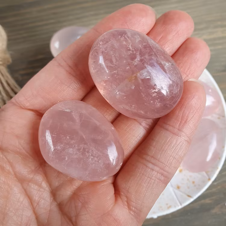 Trumlad Rosenkvarts, A kvalitet 24-31 g L