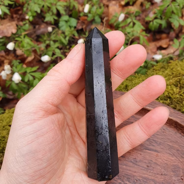 Spets av Svart Turmalin 10 cm. Detta ex