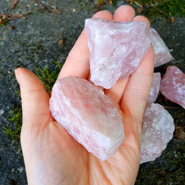 Rå Rosenkvarts  51-60 g
