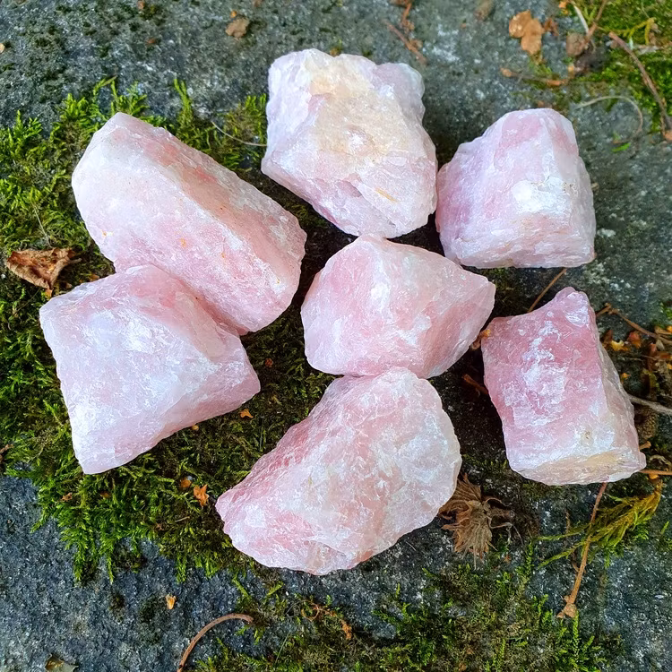 Rå Rosenkvarts  51-60 g