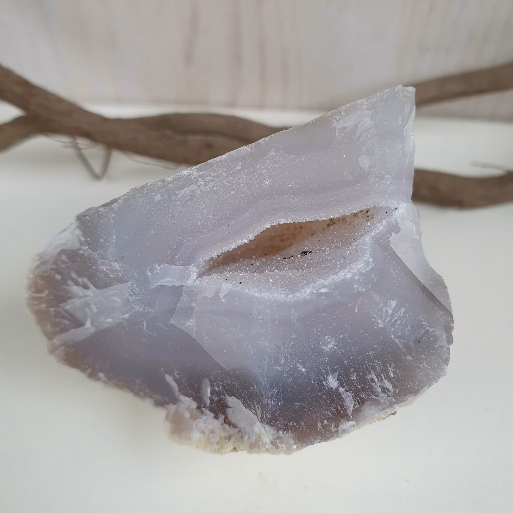 Rå Agat med druzy, 84 g. Detta ex