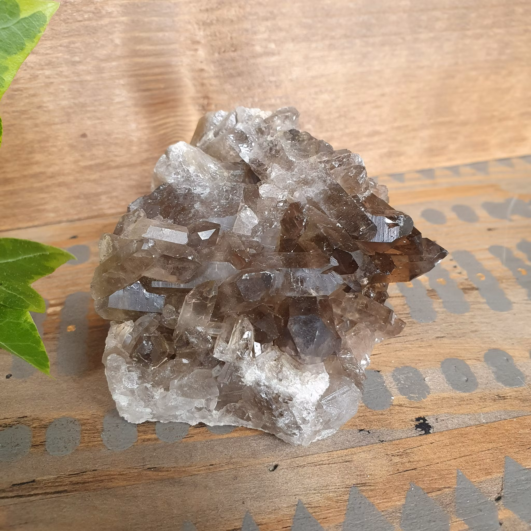 Kluster av Rökkvarts 215 g
