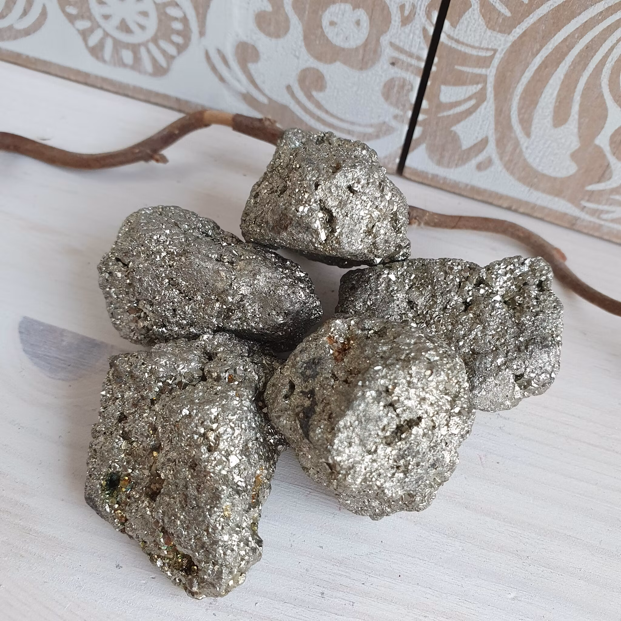 Rå Pyrit 41-50 g. 1 st, vi väljer