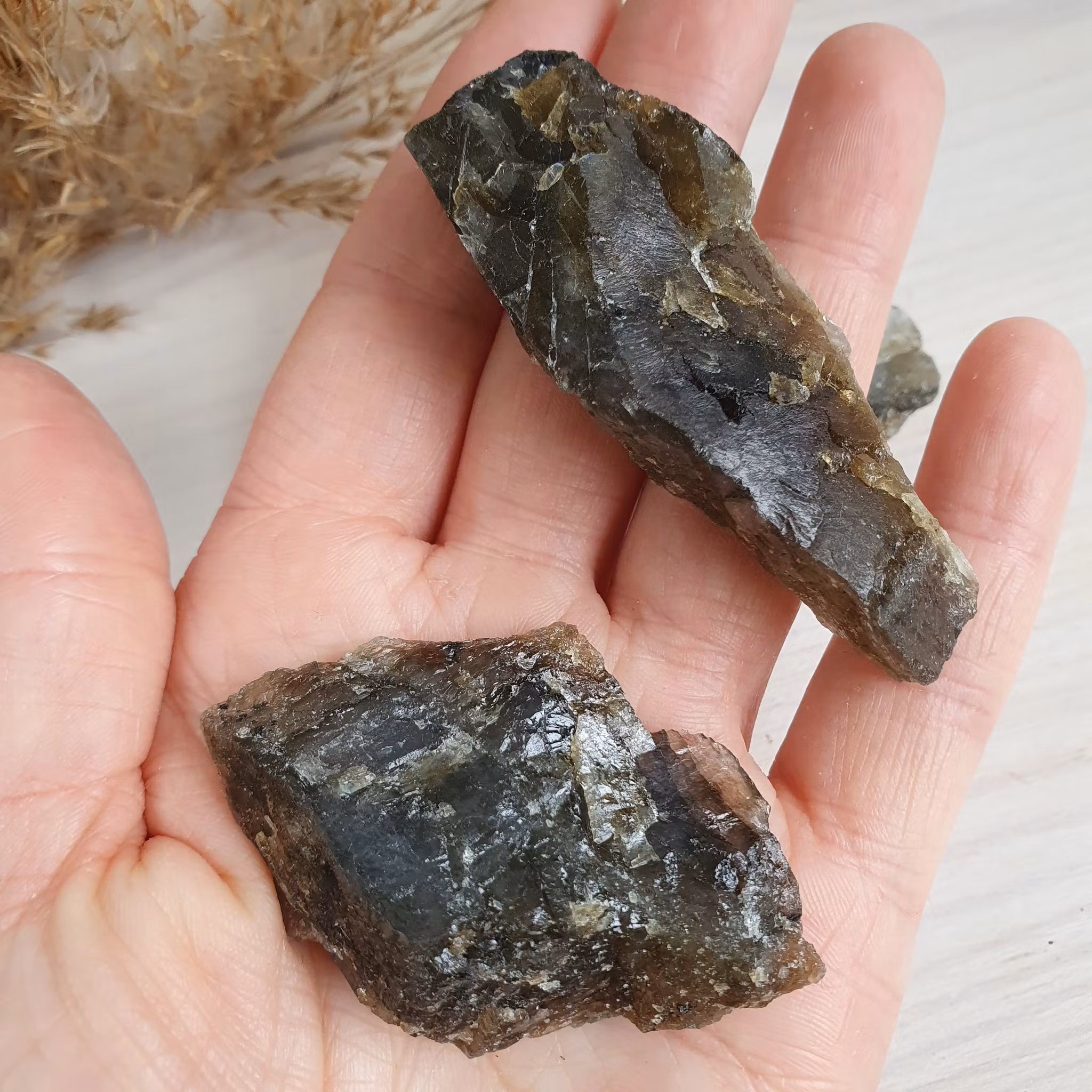 Rå Labradorit, 24-31 g L