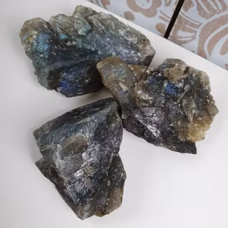 Rå Labradorit 32-40 g XL