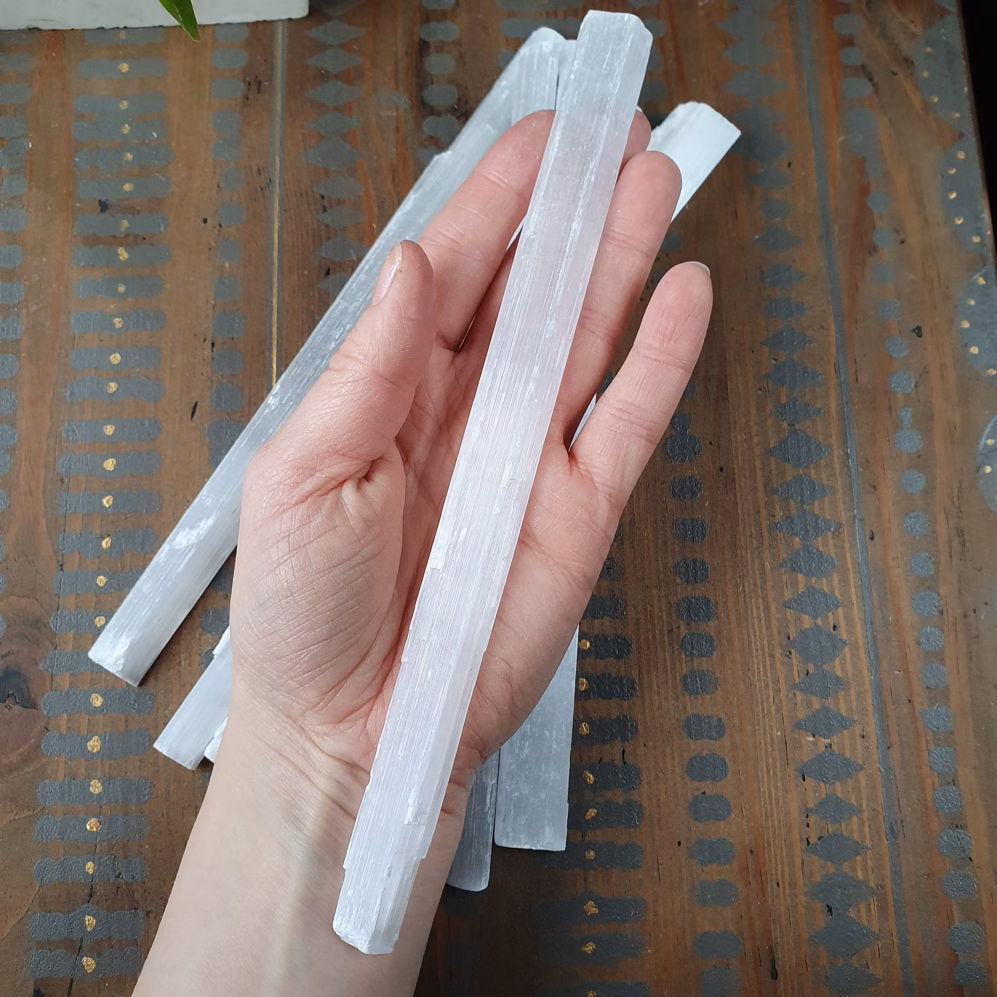 Rå stav av Selenit 81-100 g