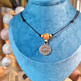 Ställbart Halsband, Vakande öga och träpärlor i makrame, Onesize