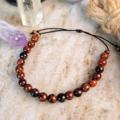 Armband med Mahognyobsidian och träpärlor i makrame, Onesize XS-L