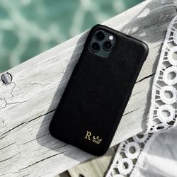 Black smooth case