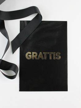 Grattiskort, Svart/Guld