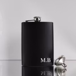 Fickplunta med namn, Svart