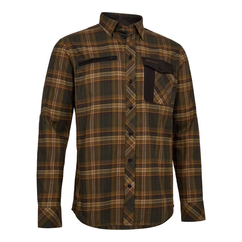 Härlig skjorta med snygga detaljer. Deerhunter.