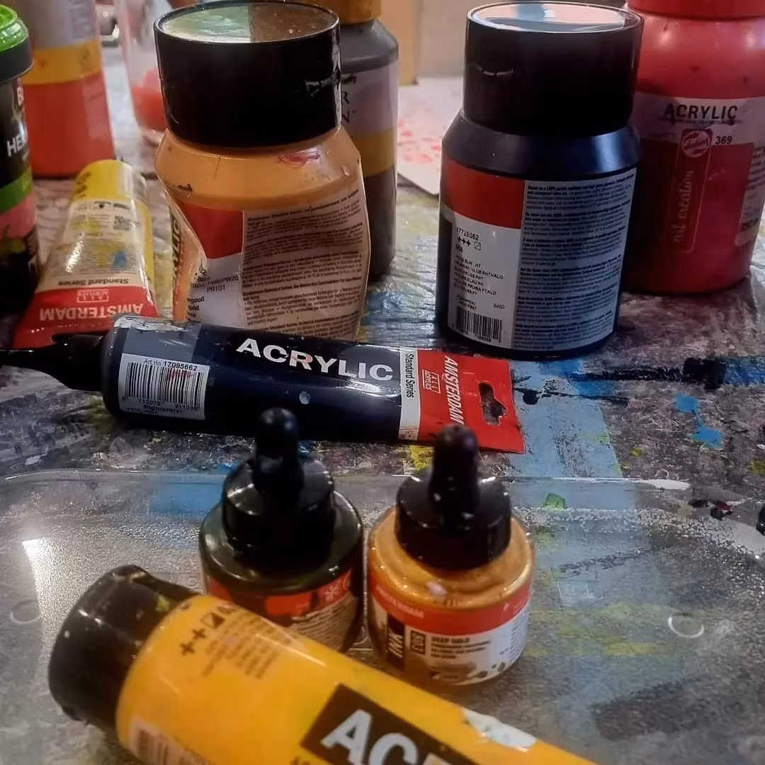 Collage & Vernissage 8/1-5/2