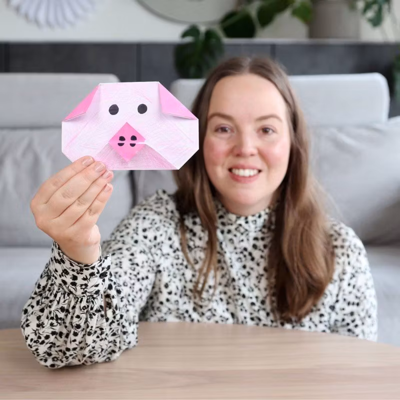 Vik en gris av papper - Pyssel för barn