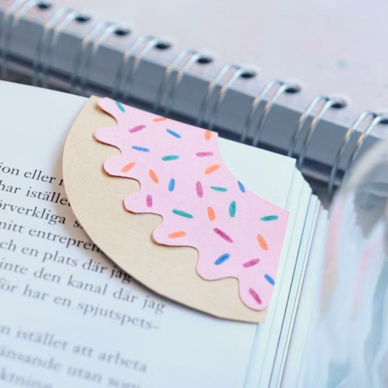 Pyssla bokmärke - Donut