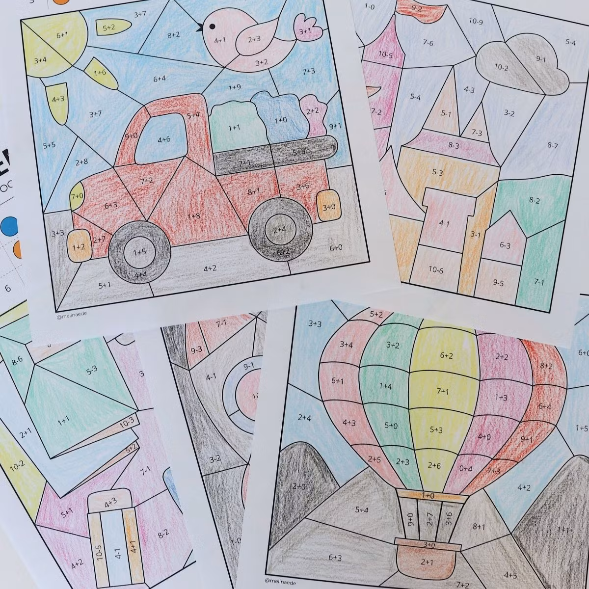 Färglägg med kod: plus och minus