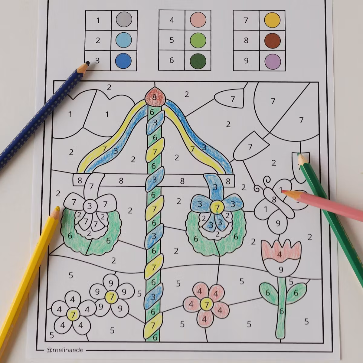 Färglägg med kod - Midsommar