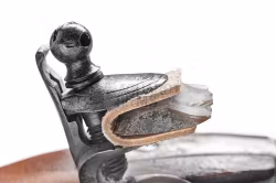 Flintaklämma läder pistol
