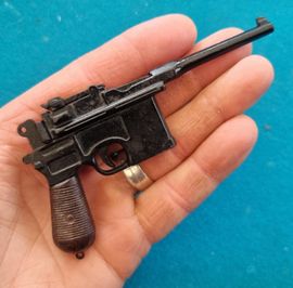 Uniwerk Italy Mauser C96 Miniatyrmodell