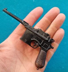 Uniwerk Italy Mauser C96 Miniatyrmodell