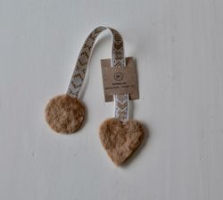 Bokmärke beige band