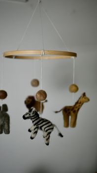 Babymobil safari-djur