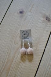 Silverpläterade örhängen