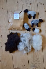 -DIY- Nåltova en får-familj