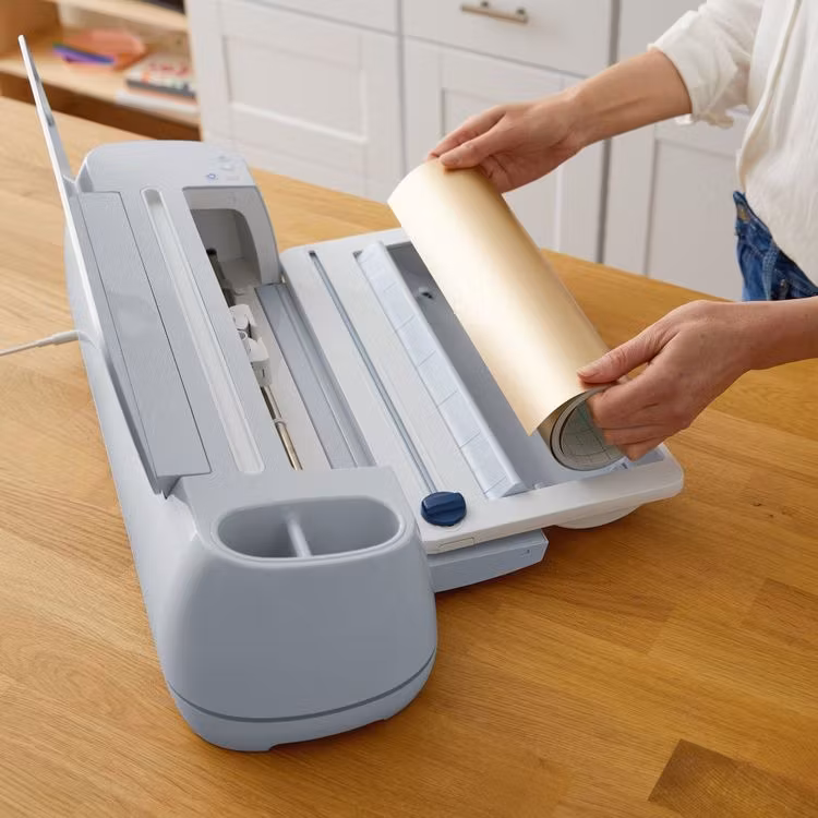 Cricut Roll Holder SmartMaterials, exempelbild