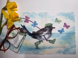 Glad skata med fjärilar. Större duk.