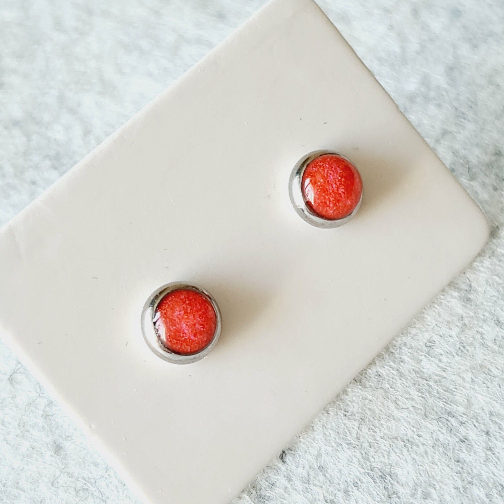 Örhänge MINI - rosa (6 mm)