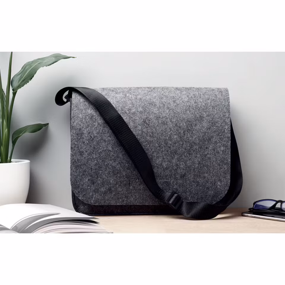 Laptopfodral i filt RPET