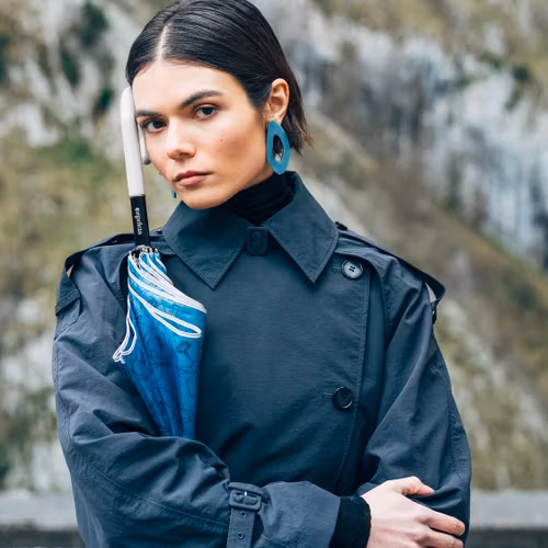 Nya Paraplyet #10607 med det stilfulla mönstret och fina färger