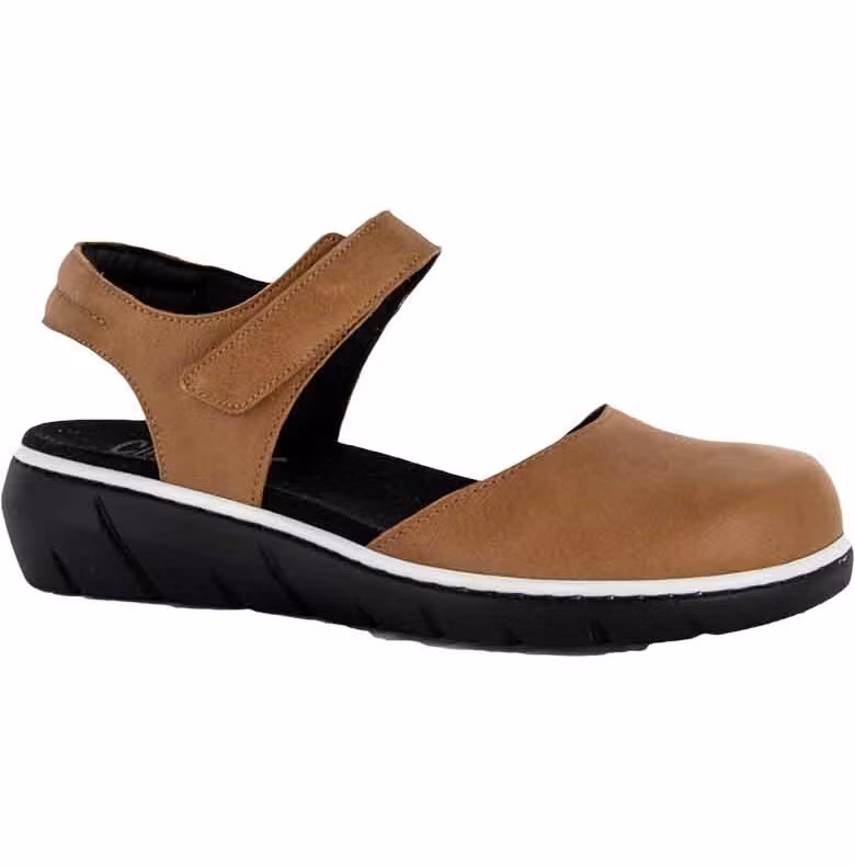 Cinnamon - Mirva konjak sandal med täckt tå
